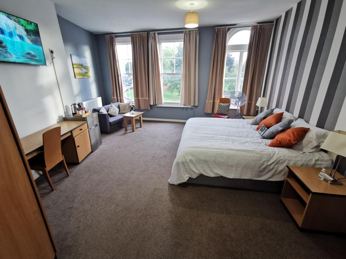 Aspire 860 Hotel Colchester Kültér fotó